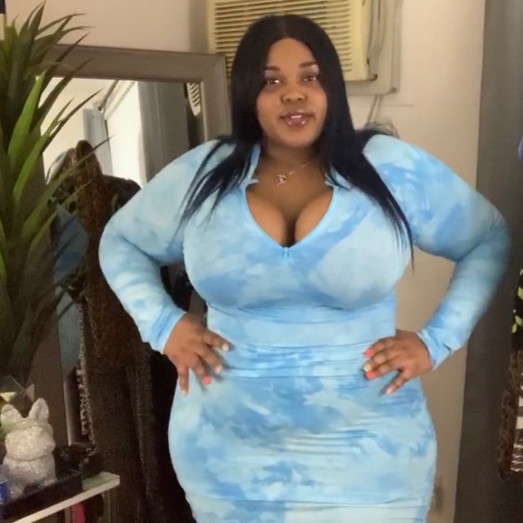 Meet your Posher, Emilee - Picture 4 of 14